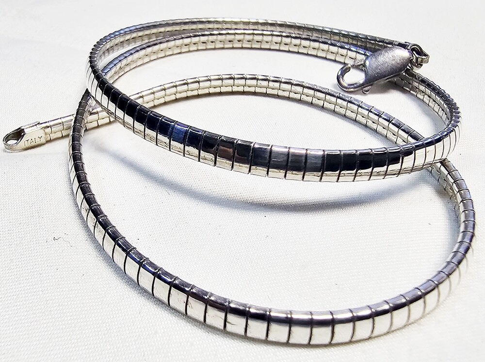 Necklace Sterling Silver Omega Snake Vintage Italy 925 18" 46mm 23.45 grams