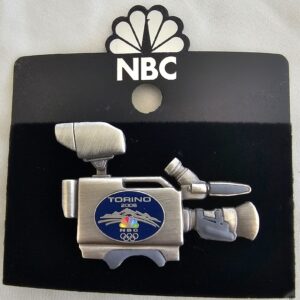 Official Licensed Olympic Games Pin Torino 2006 NBC Media Camera Swing Eyepiece